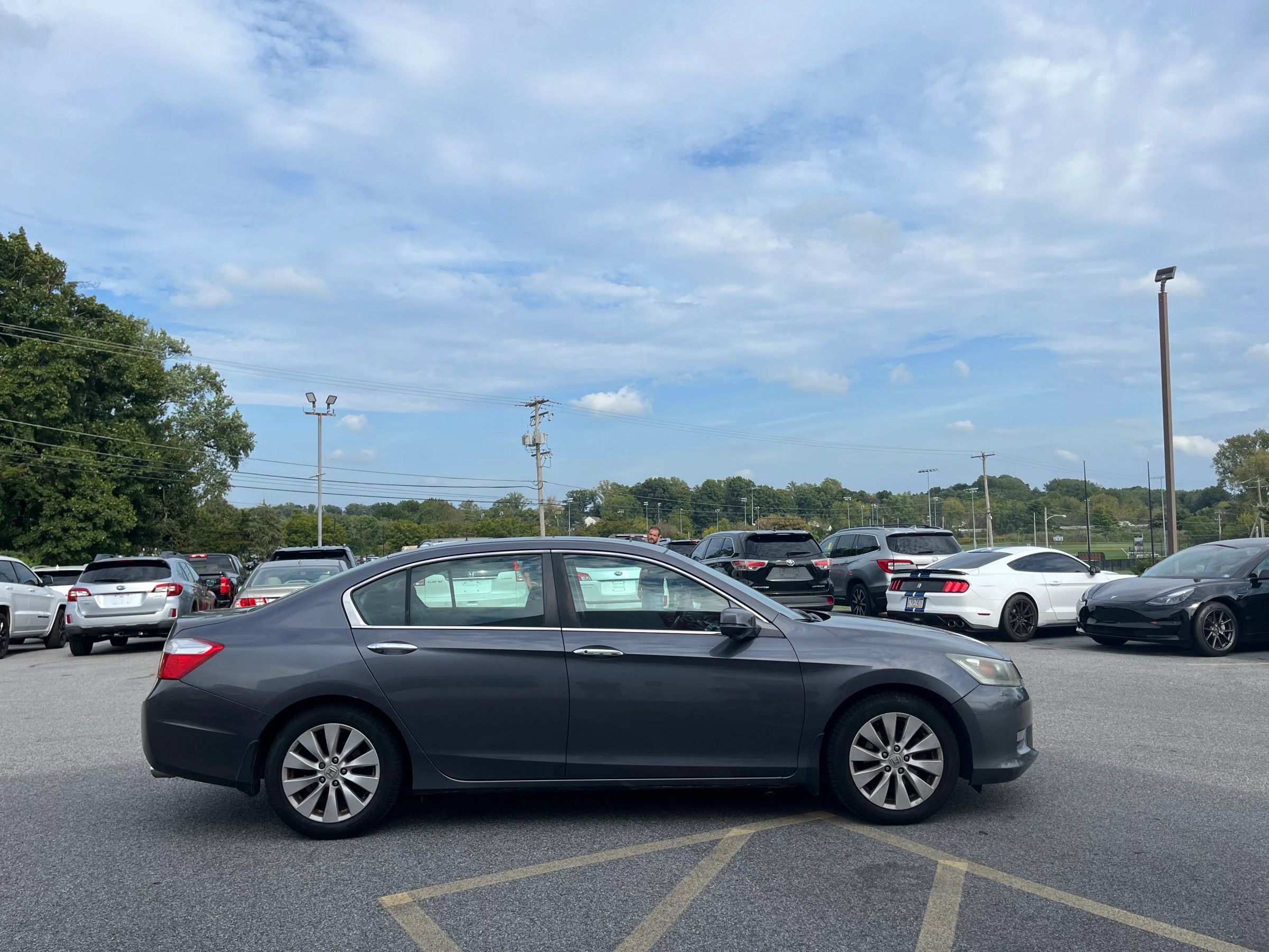 Used 2013 Honda Accord EX image 25