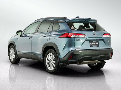 Used 2024 Toyota Corolla Cross LE AWD/4WD image 3
