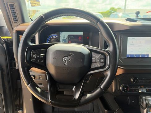 Used 2021 Ford Bronco Outer Banks w/ Sasquatch Package AWD/4WD image 20