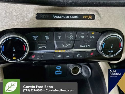 Used 2022 Ford Escape Titanium AWD/4WD image 19