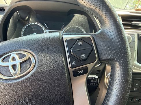Used 2019 Toyota 4Runner Limited AWD/4WD image 22