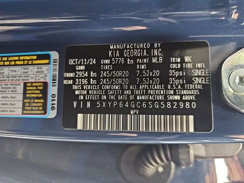 Used 2025 Kia Telluride S FWD image 36