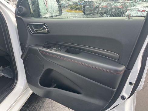 Used 2023 Dodge Durango GT image 24