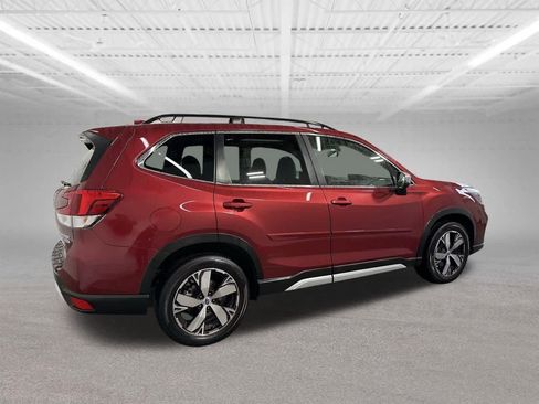Used 2020 Subaru Forester Touring image 6