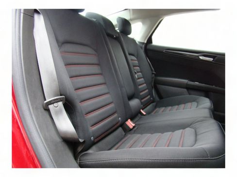 Used 2019 Ford Fusion Titanium image 20