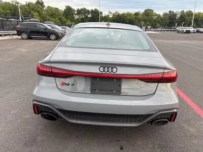 Used 2025 Audi RS 7 Performance AWD/4WD image 5