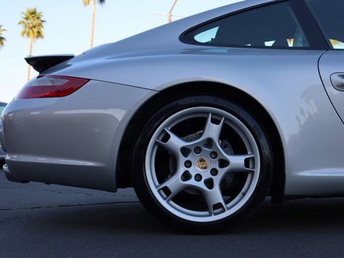 Used 2005 Porsche 911 Carrera image 52