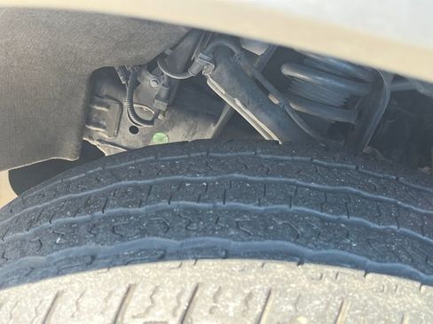 Used 2023 Chevrolet Colorado Trail Boss w/ Technology Package image 24