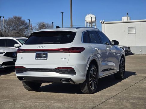 Certified 2025 Audi Q5 Premium Plus w/ Premium Plus image 6