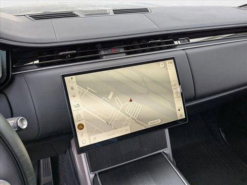 New 2025 Land Rover Range Rover Autobiography image 12