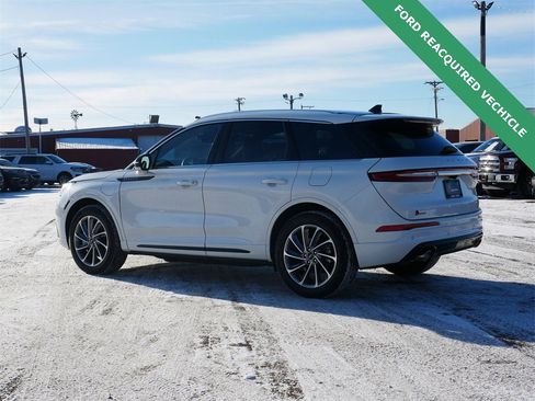 Used 2024 Lincoln Corsair Grand Touring w/ Equipment Group 301A image 4