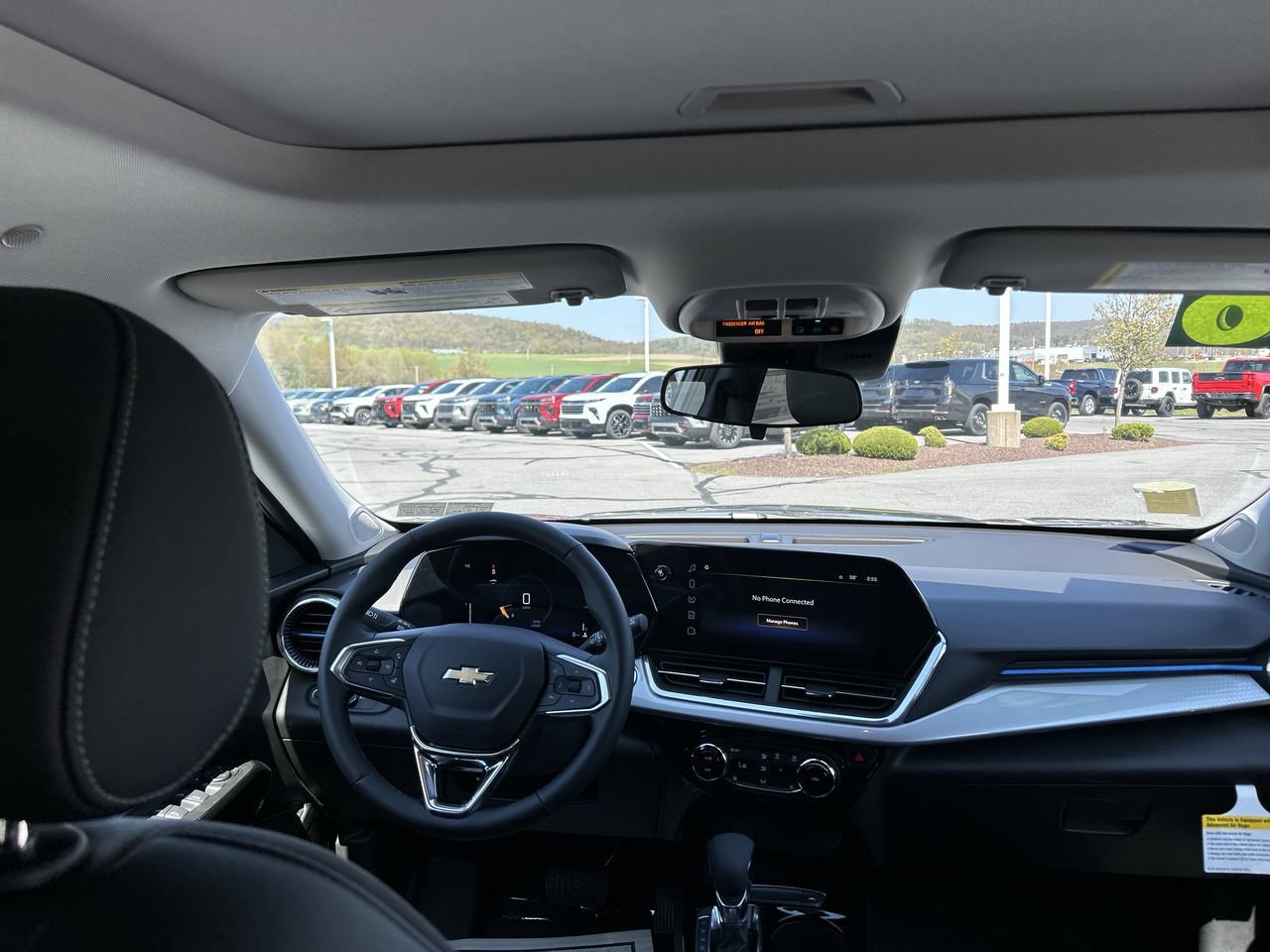 New 2026 Chevrolet Trax LT w/ Sunroof Package FWD image 16