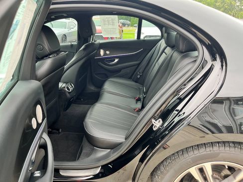 Used 2023 Mercedes-Benz E 350 4MATIC Sedan image 20
