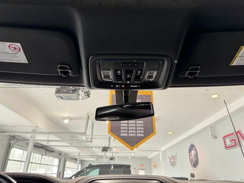 Certified 2023 GMC Sierra 3500 AT4 w/ AT4 Preferred Package image 27