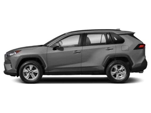 Used 2019 Toyota RAV4 XLE Premium FWD image 3