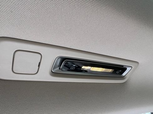 Used 2022 Mercedes-Benz EQS 580 4MATIC Sedan image 52