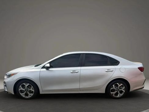 Used 2020 Kia Forte LXS FWD image 8