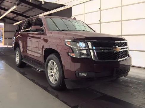 Used 2016 Chevrolet Tahoe LT image 4