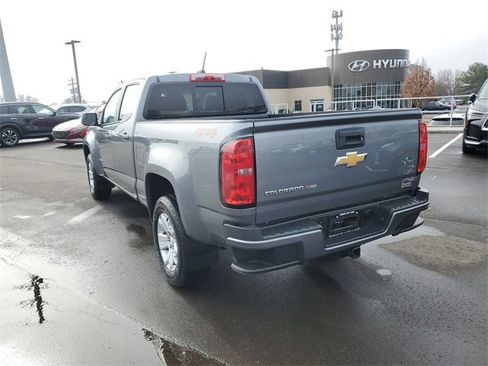 Used 2018 Chevrolet Colorado LT w/ LT Convenience Package image 3