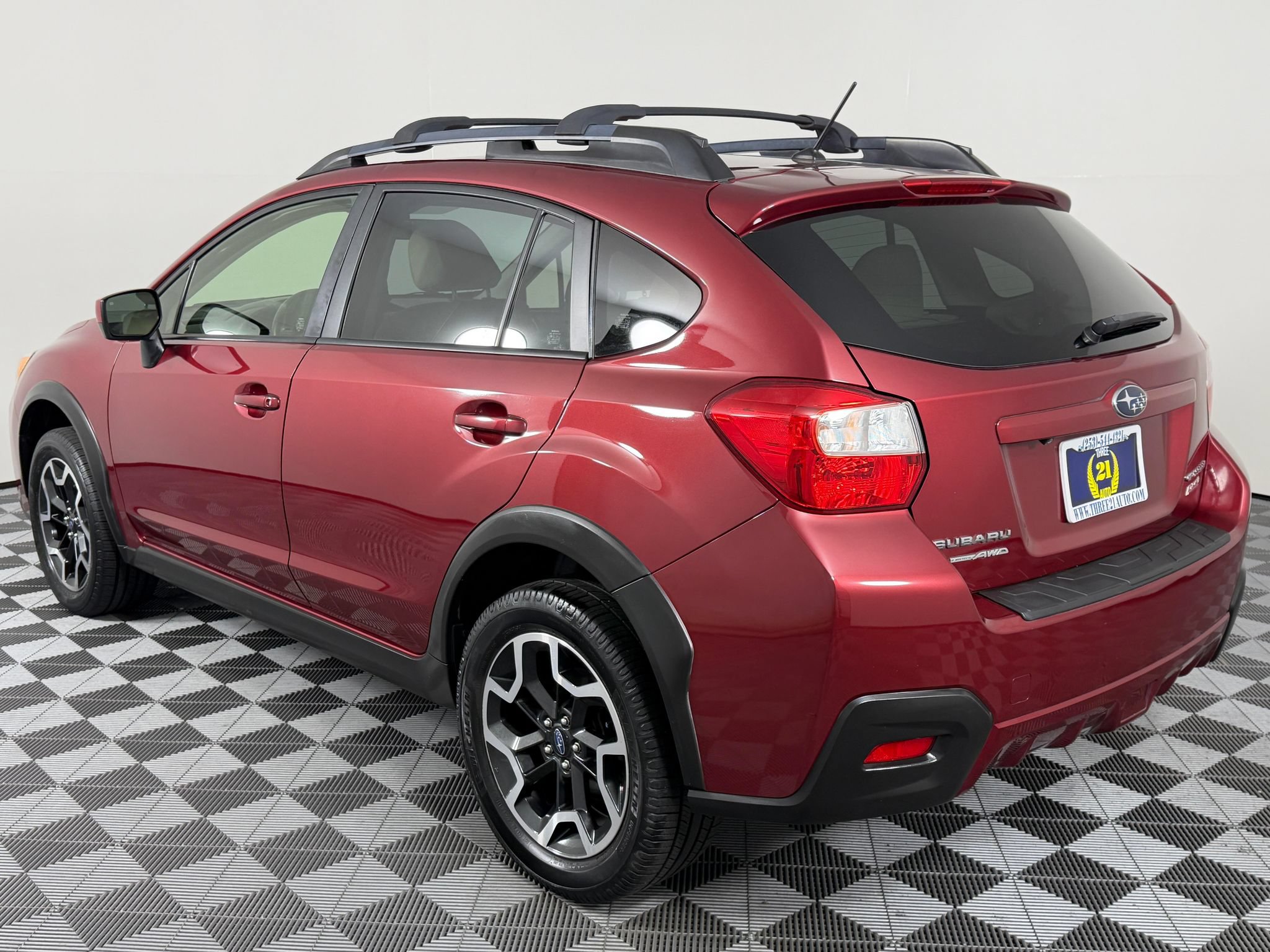 Used 2017 Subaru Crosstrek 2.0i Premium AWD/4WD image 12