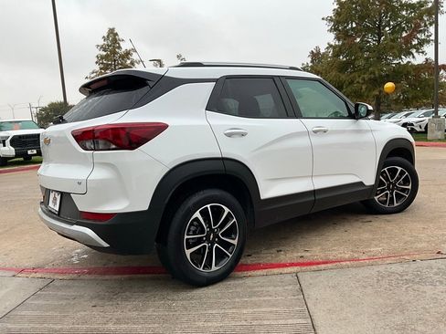 Used 2025 Chevrolet TrailBlazer LT image 6