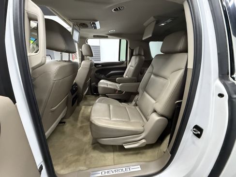 Used 2017 Chevrolet Suburban Premier image 33