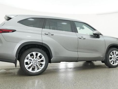 New 2026 Toyota Highlander Limited AWD/4WD image 29