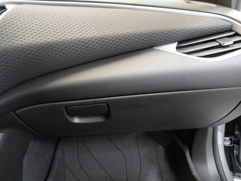 Used 2023 Chevrolet Malibu LT w/ LPO, Floor Liner Package FWD image 34