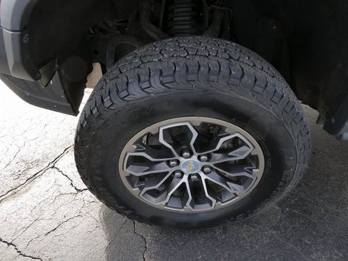 Used 2018 Chevrolet Colorado ZR2 image 10