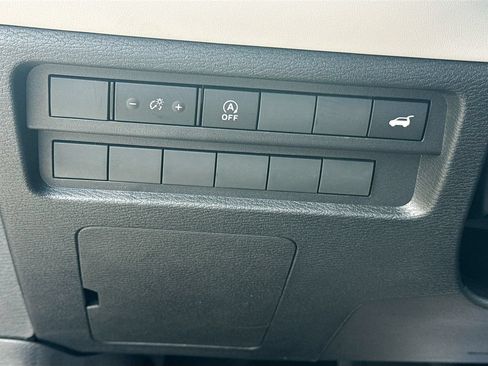 New 2026 Mitsubishi Outlander SE FWD image 10