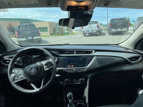 Used 2020 Buick Encore GX Preferred w/ Cold Weather Comfort Package FWD image 31