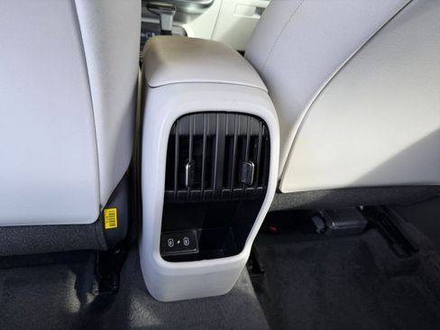 Used 2025 Hyundai Kona SEL image 24