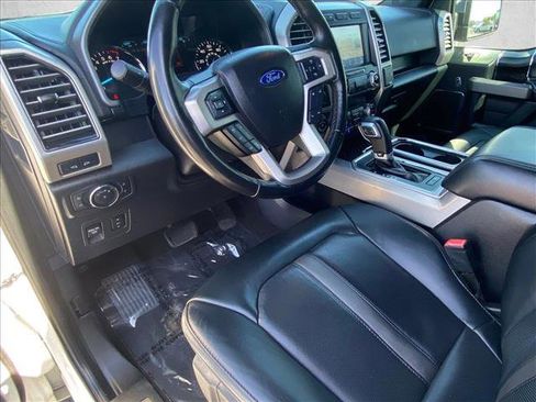 Used 2019 Ford F150 Platinum w/ Equipment Group 701A Luxury AWD/4WD image 13