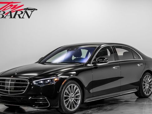 Used 2022 Mercedes-Benz S 580 4MATIC Sedan image 1