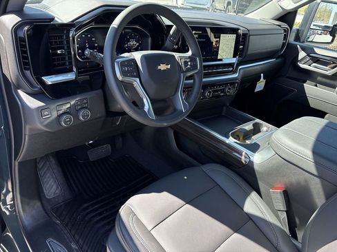 New 2026 Chevrolet Silverado 2500 LT AWD/4WD image 10