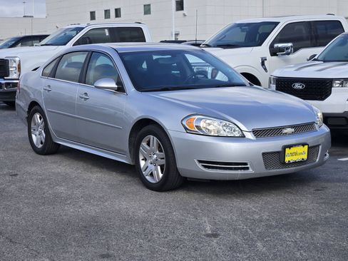 Used 2013 Chevrolet Impala LT w/ LT Sunroof Package image 3