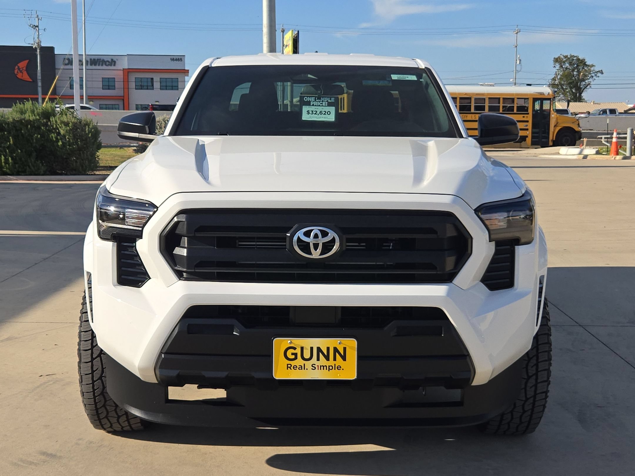 Used 2024 Toyota Tacoma SR RWD image 8