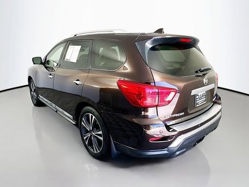 Used 2020 Nissan Pathfinder Platinum w/ Cargo Package FWD image 5