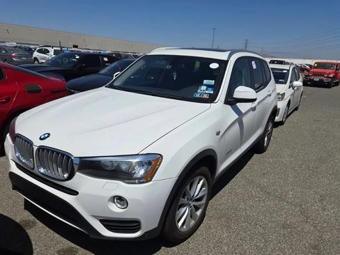 Used 2017 BMW X3 sDrive28i RWD image 1