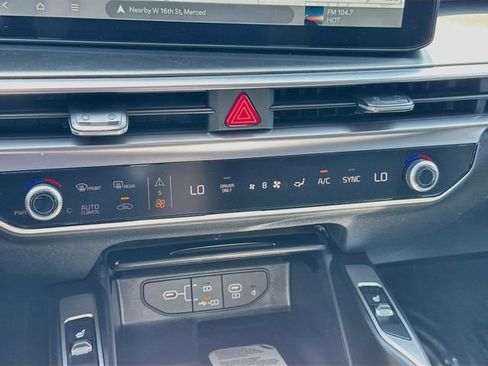 New 2026 Kia Sorento EX w/ EX Premium Package FWD image 16