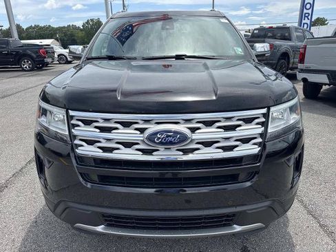 Certified 2019 Ford Explorer XLT w/ Equipment Group 202A FWD image 2