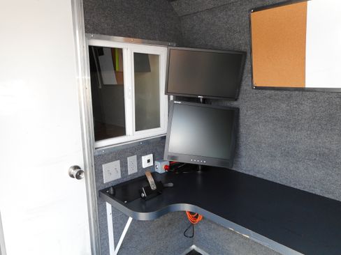 Used 2014 Freightliner Sprinter 2500 RWD image 18