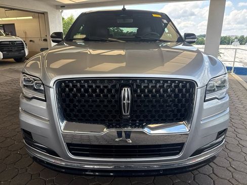 Used 2023 Lincoln Navigator Black Label AWD/4WD image 2