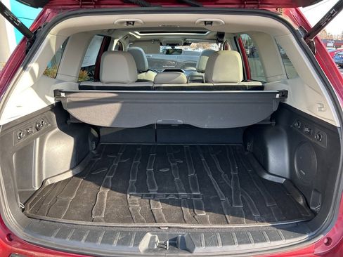 Used 2022 Subaru Forester Limited image 8