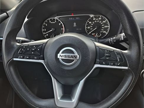 Used 2021 Nissan Altima 2.5 SV FWD image 22