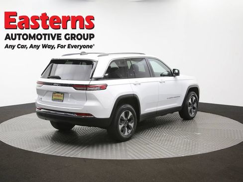 Used 2022 Jeep Grand Cherokee Limited 4xe w/ Luxury Tech Group II AWD/4WD image 44