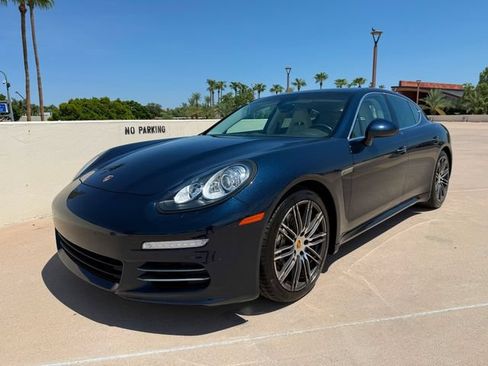 Used 2016 Porsche Panamera 4S w/ Premium Package Plus AWD/4WD image 4