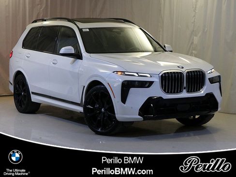 Certified 2023 BMW X7 xDrive40i w/ M Sport Package image 1