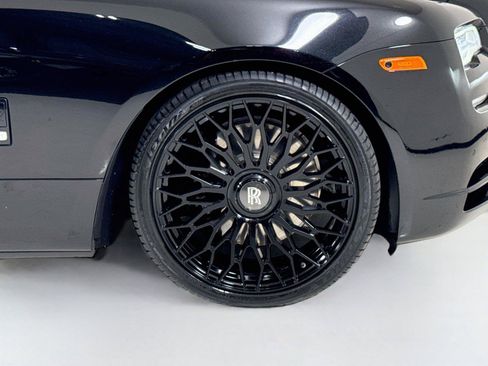 Used 2018 Rolls-Royce Dawn RWD image 34