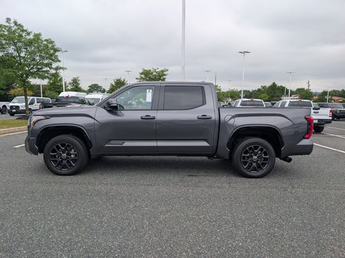 Used 2024 Toyota Tundra Platinum AWD/4WD image 6